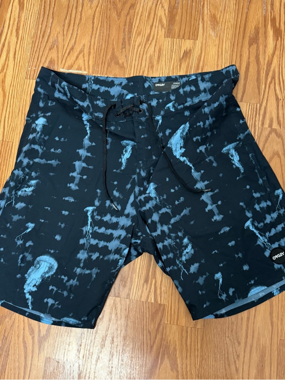 Oakley Black & Light Blue Logo Swim Shorts men’s 36